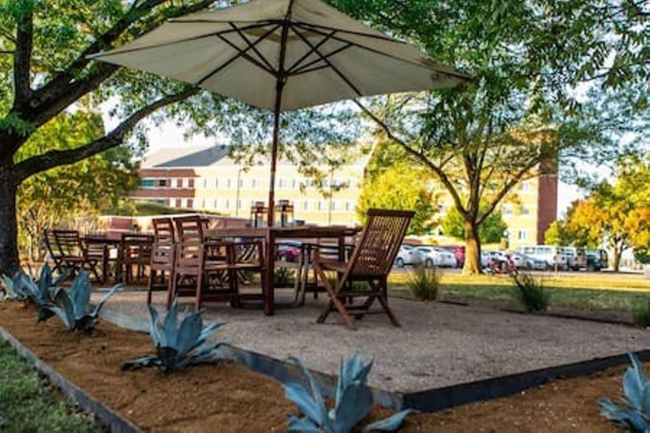 1700 South 2Nd Aparthotel Waco Εξωτερικό φωτογραφία